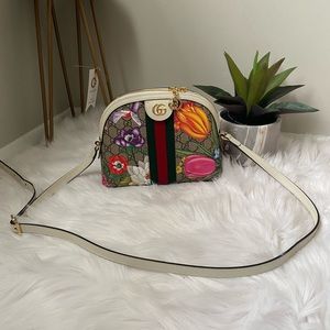 Brand new Gucci Ophidia shoulder bag.